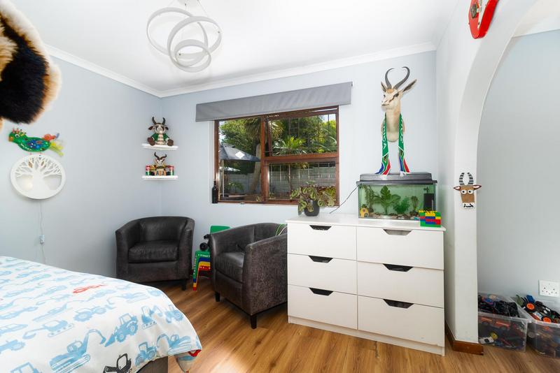 5 Bedroom Property for Sale in Vredekloof Western Cape